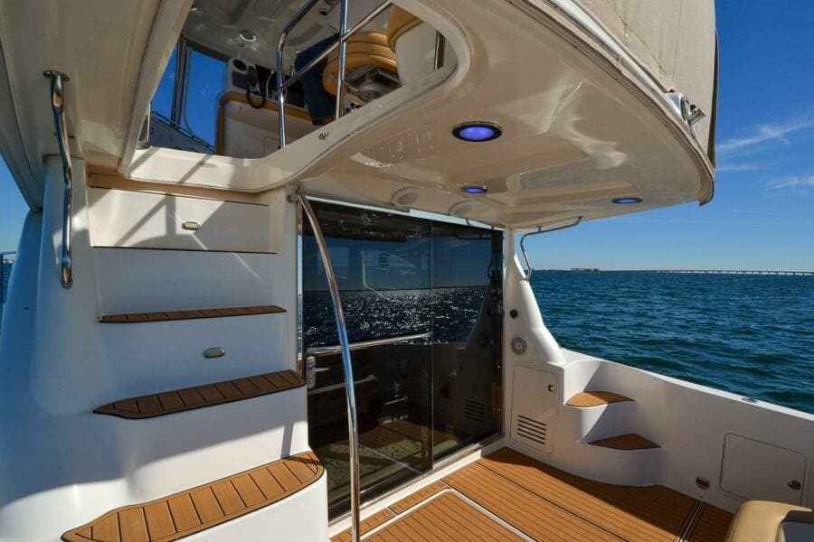 2007 Sea Ray 52 Sedan Bridge