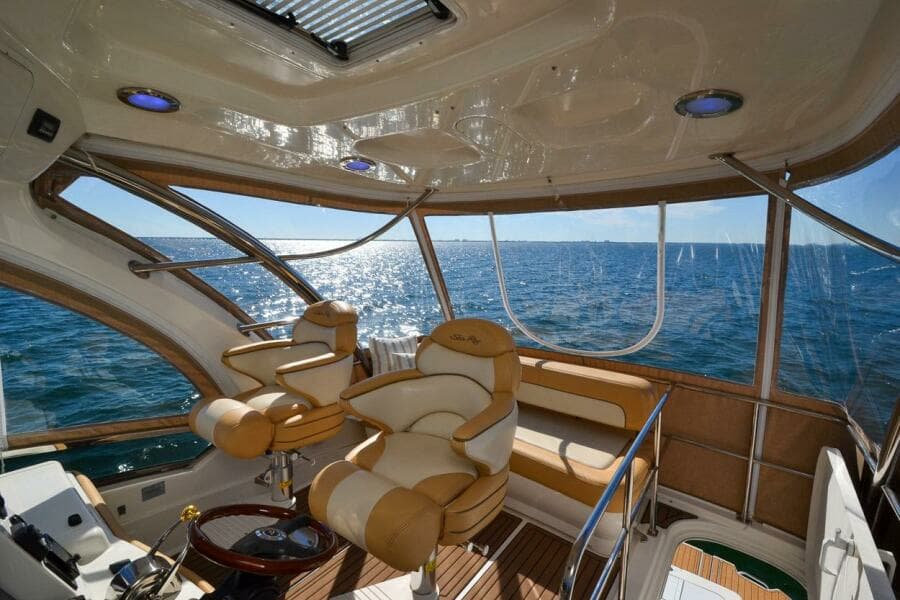 2007 Sea Ray 52 Sedan Bridge