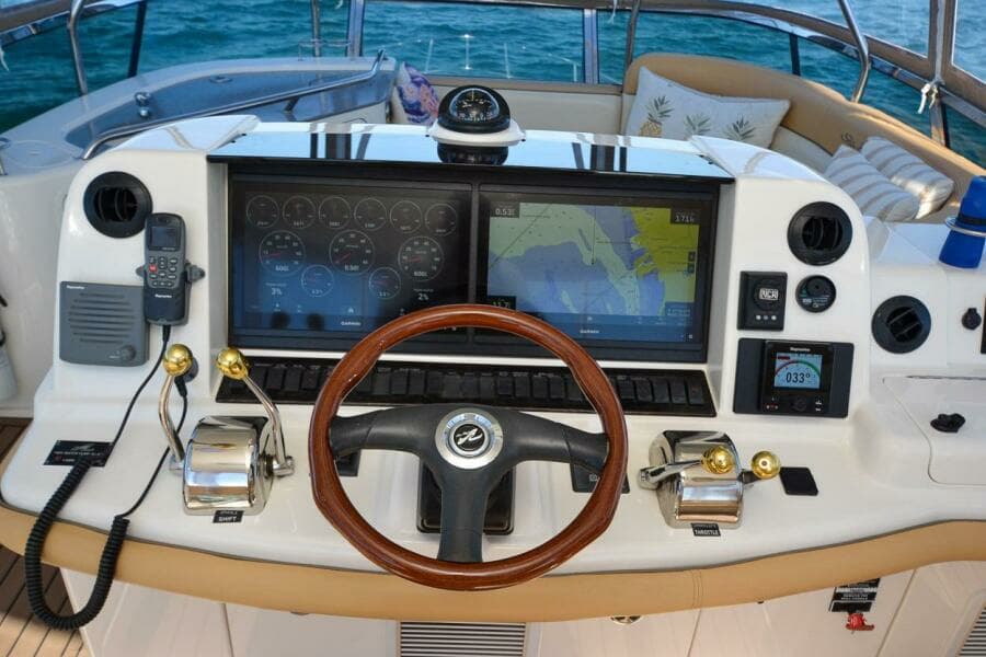 16 in Garmin Chartplotters