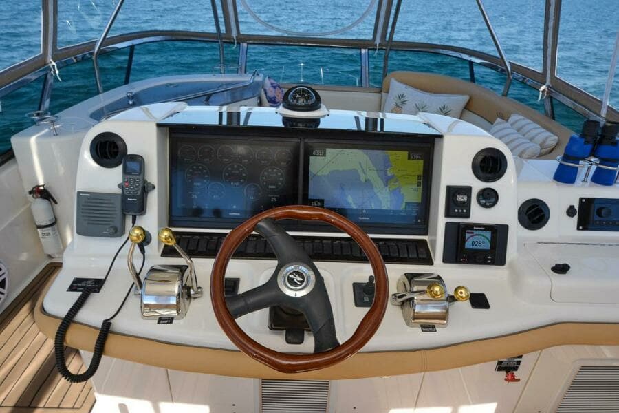 2007 Sea Ray 52 Sedan Bridge