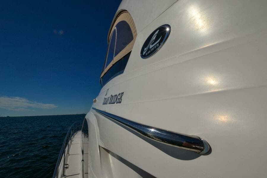 2007 Sea Ray 52 Sedan Bridge