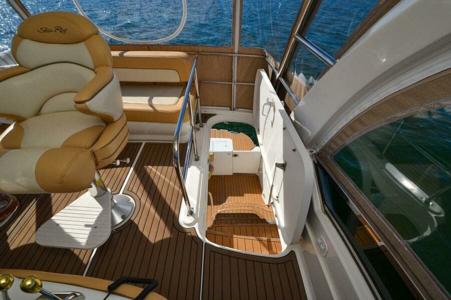 2007 Sea Ray 52 Sedan Bridge