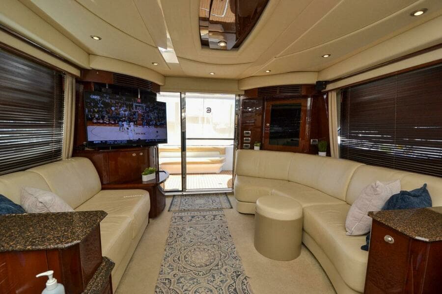 2007 Sea Ray 52 Sedan Bridge