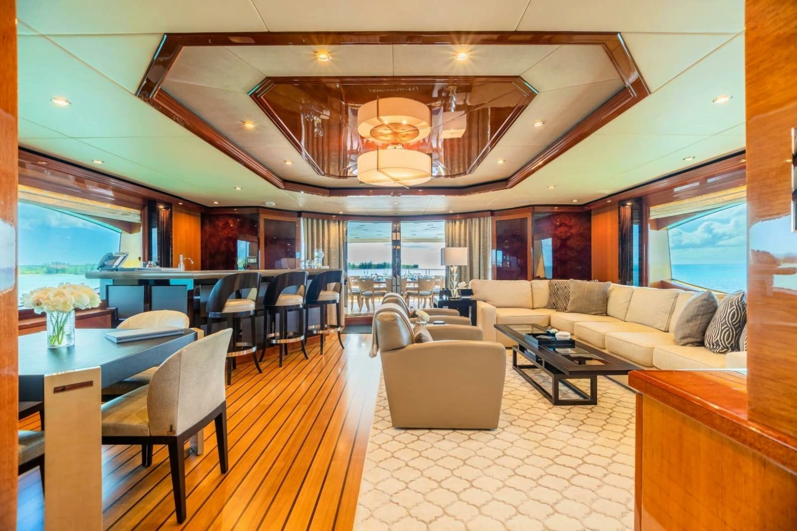 2011 Trinity Yachts Trinity 164