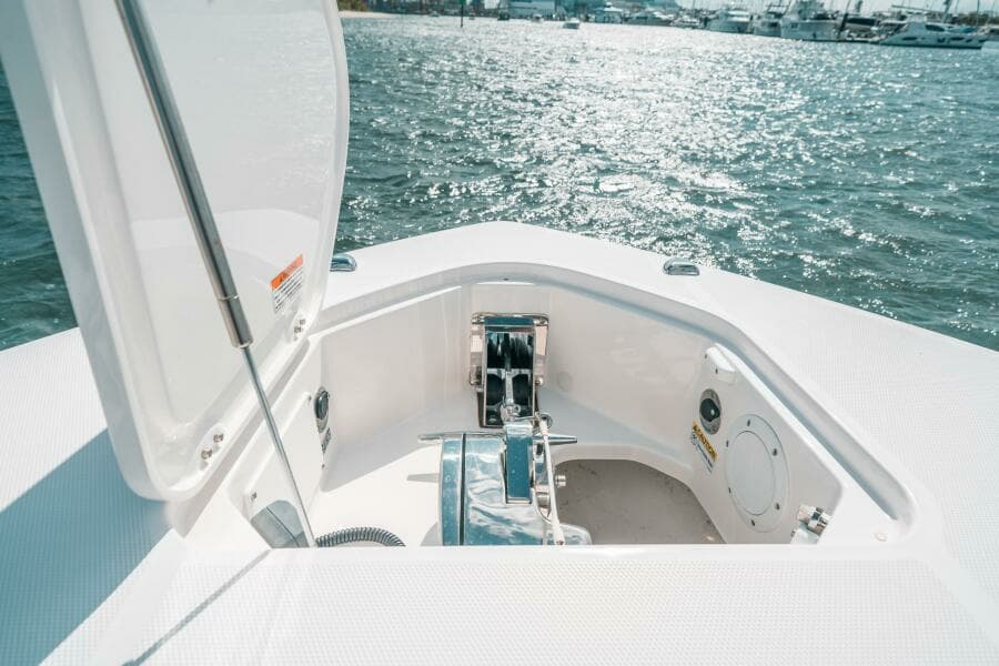 2022 Everglades 395CC