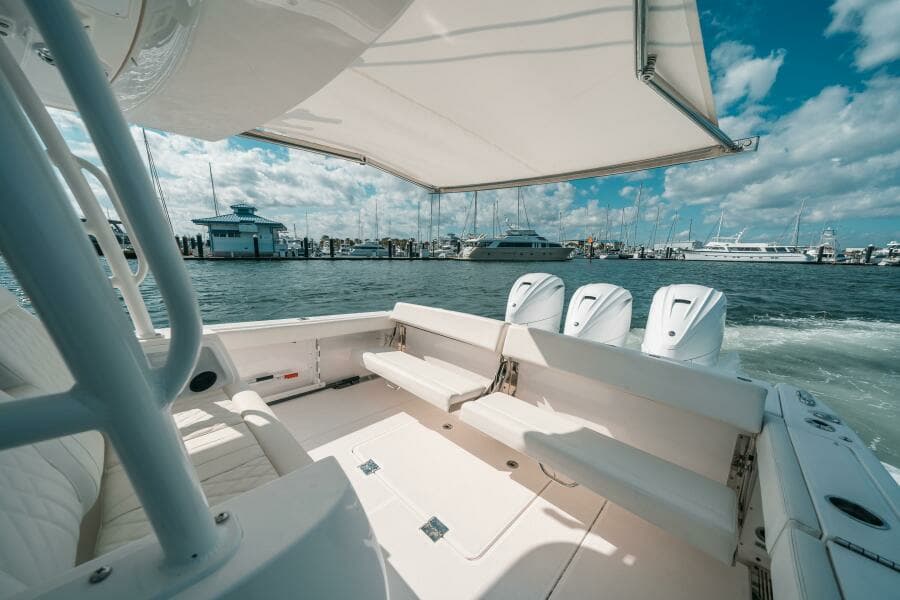 2022 Everglades 395CC