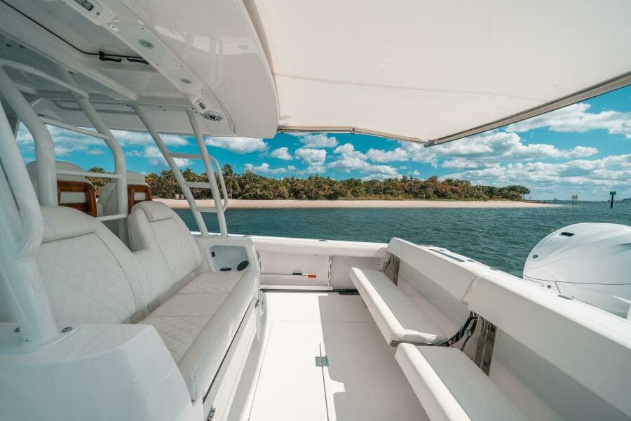 2022 Everglades 395CC