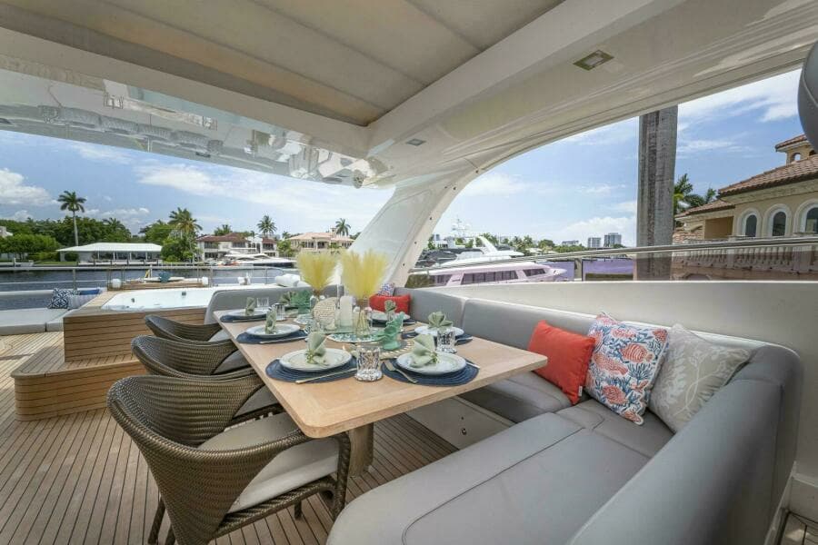2012 Princess 104 - Flybridge