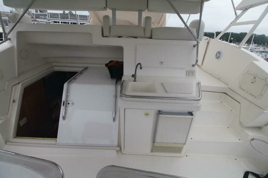 2000 Silverton 392 Aft Cabin