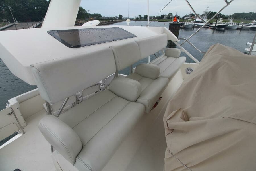 2000 Silverton 392 Aft Cabin