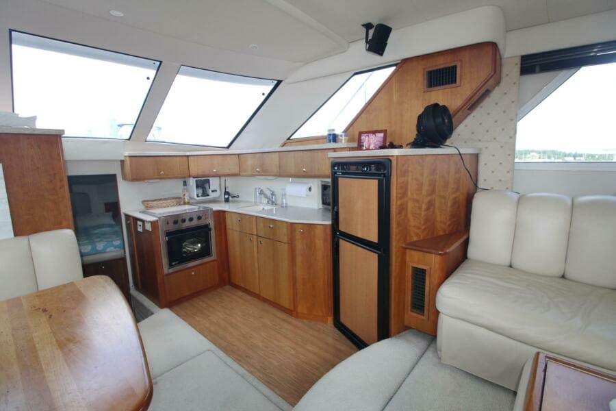 2000 Silverton 392 Aft Cabin