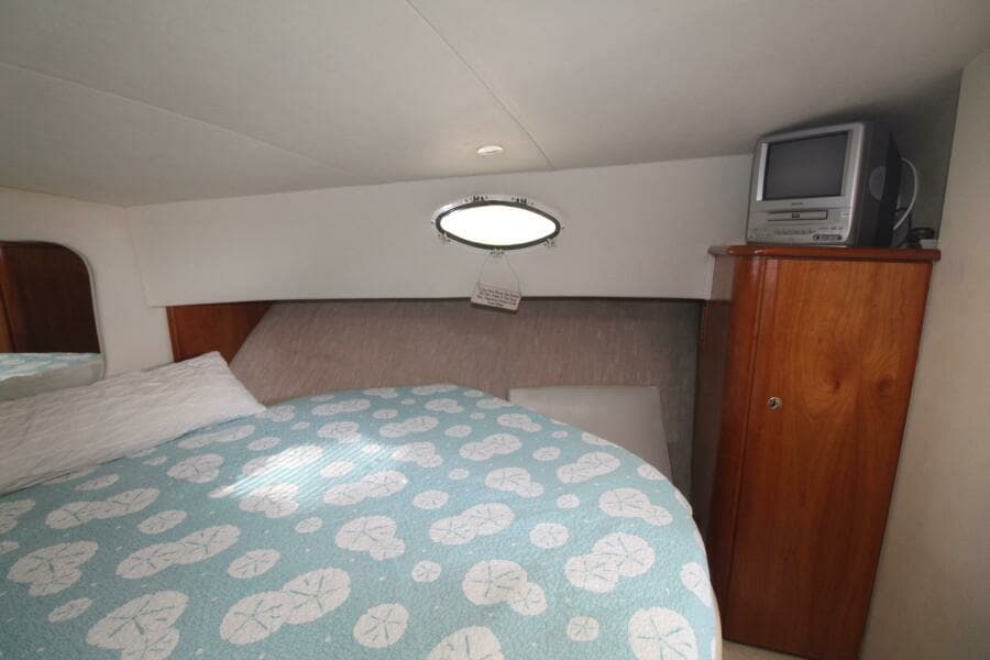 2000 Silverton 392 Aft Cabin