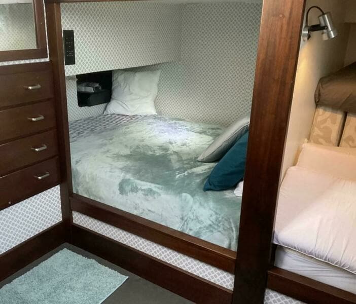 1987 Custom Pilothouse