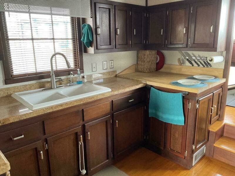 1987 Custom Pilothouse