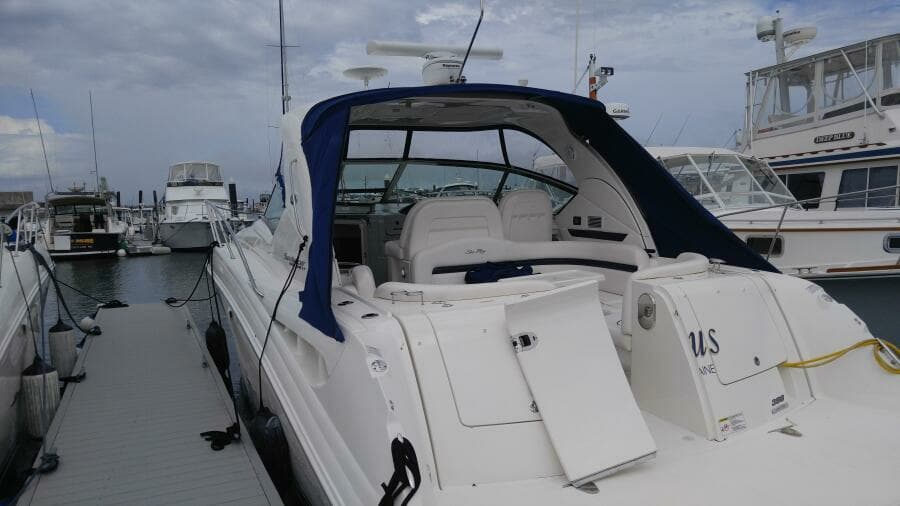 2011 Sea Ray 390 Sundancer