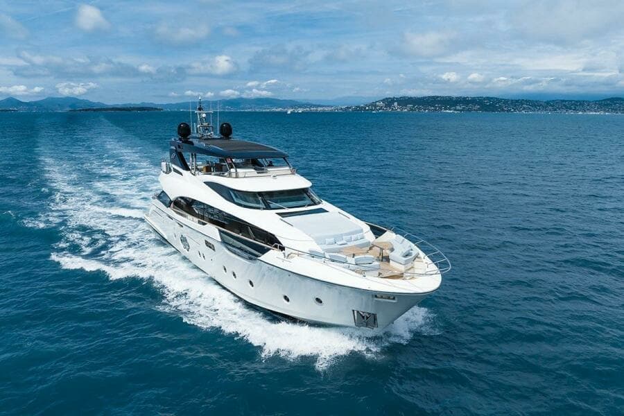 2021 Monte Carlo Yachts MCY 96