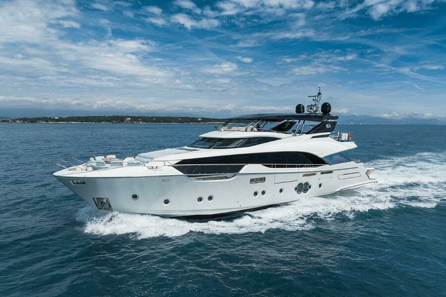 2021 Monte Carlo Yachts MCY 96