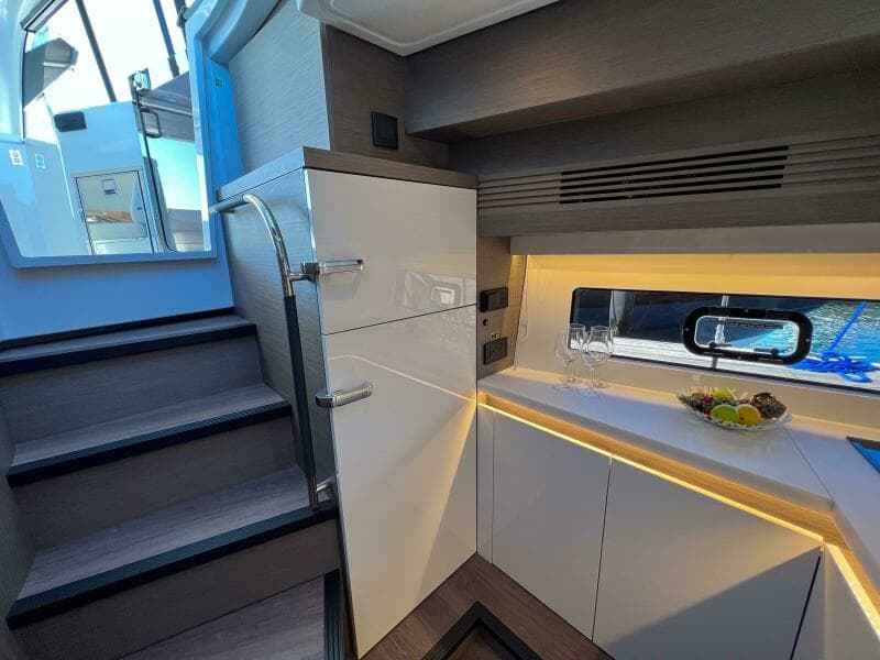 2024 BENETEAU Gran Turismo 45