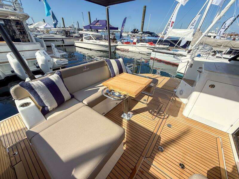 2026 Wellcraft 44 Explorer