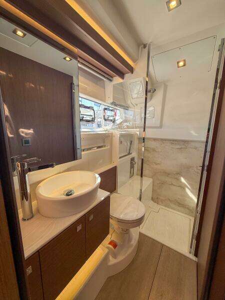 2026 Wellcraft 44 Explorer