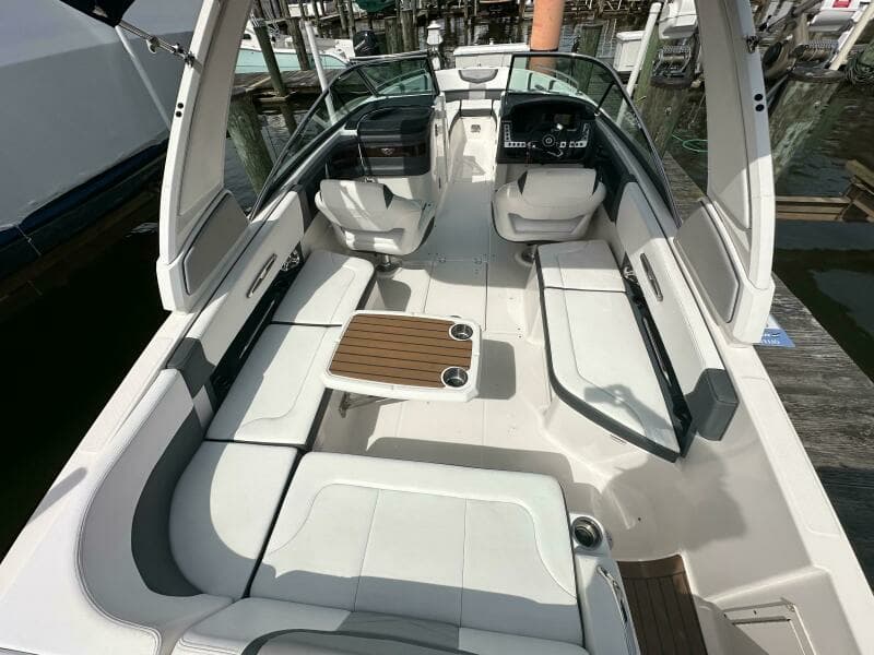2019 Chaparral 297 SSX