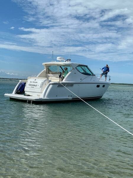 2007 Tiara Yachts 390 Sovran