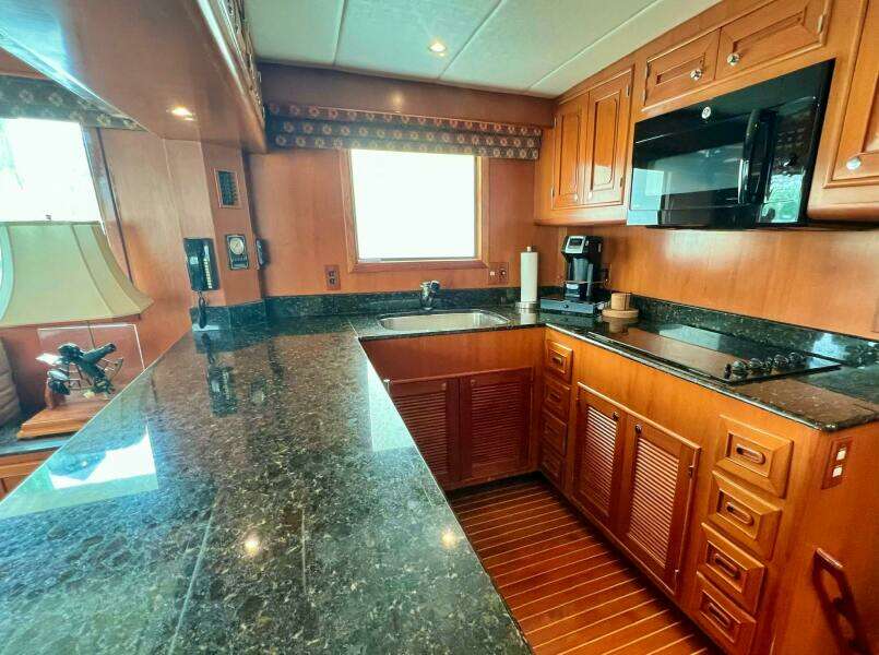 2000 Grand Alaskan 60 Pilothouse