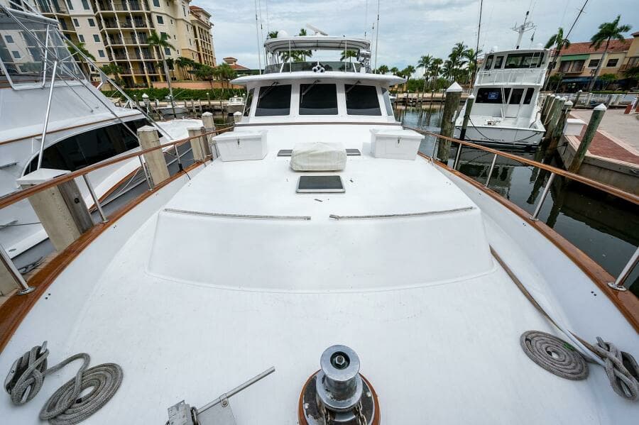 1986 Tollycraft Pilothouse