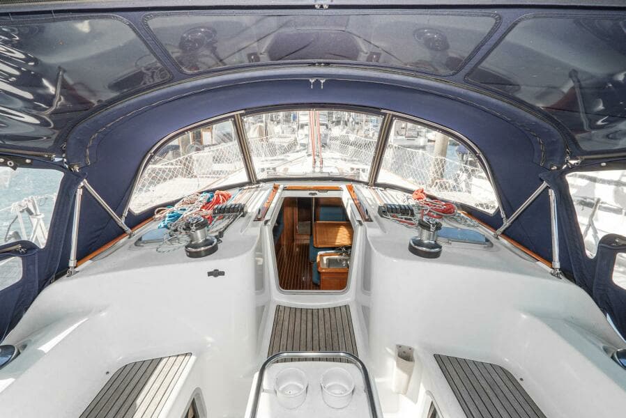 2001 Jeanneau 43 Sun Odessey