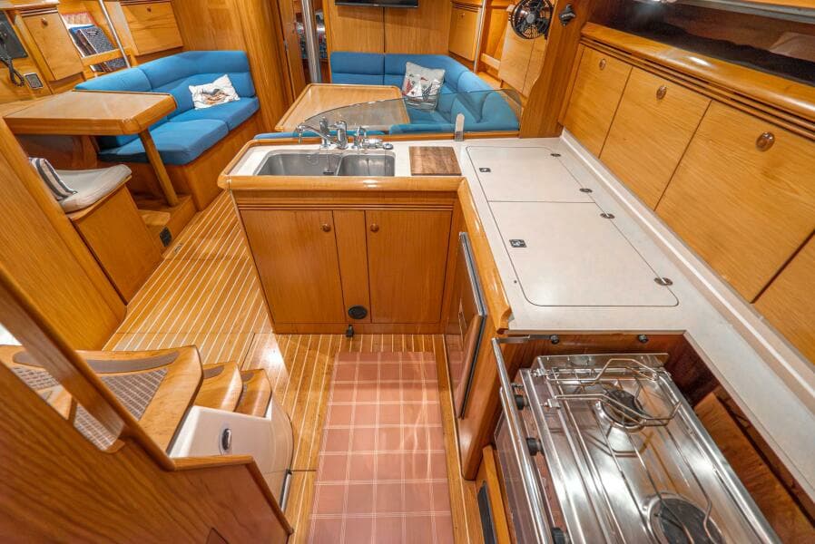 2001 Jeanneau 43 Sun Odessey