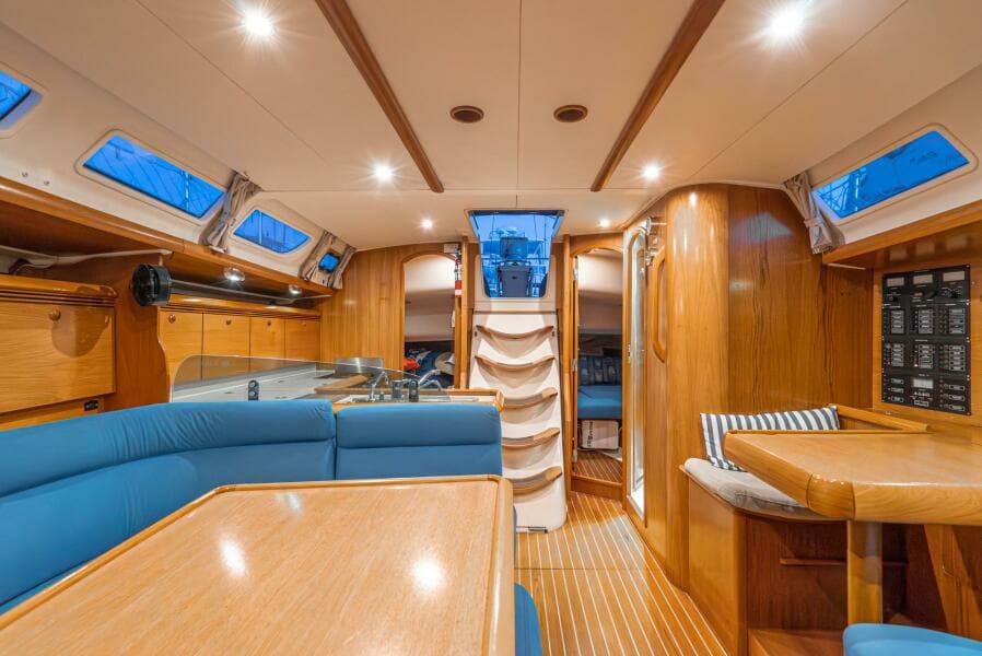 2001 Jeanneau 43 Sun Odessey