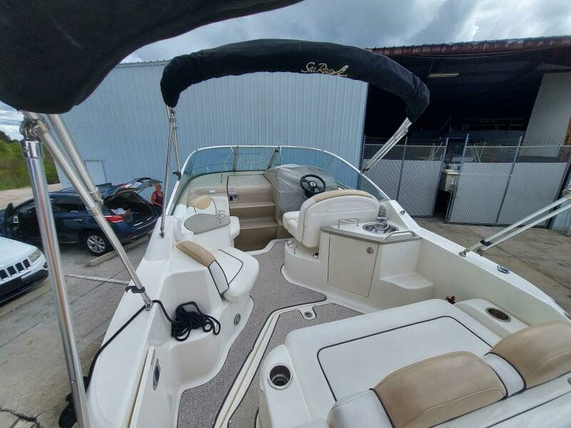 2009 Sea Ray 240 Sundancer