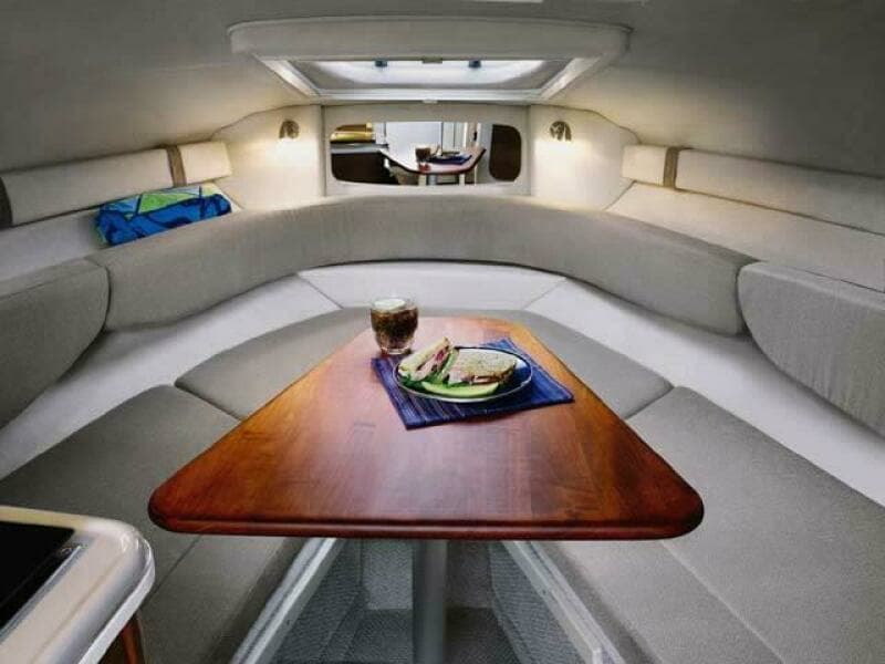 2009 Sea Ray 240 Sundancer