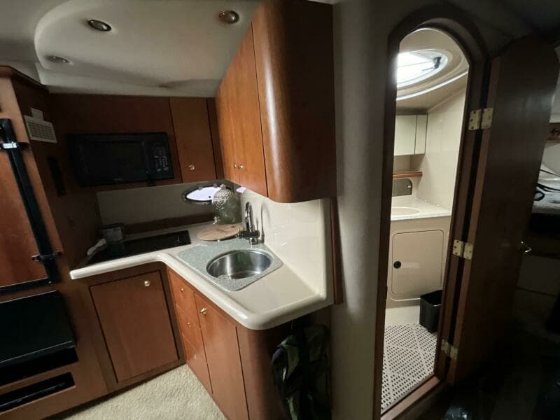 2002 Cruisers 35 Express