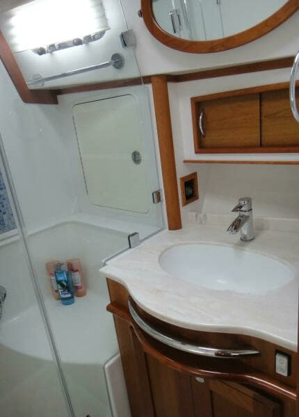 2018 Sabre 48 Salon Express