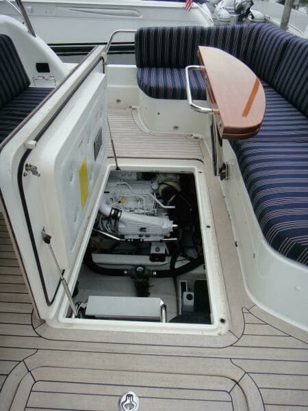 2018 Sabre 48 Salon Express