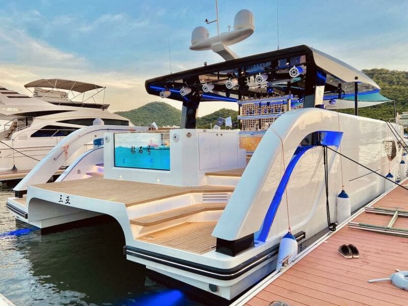 2026 Diamond Yachts P55 Power Catamaran