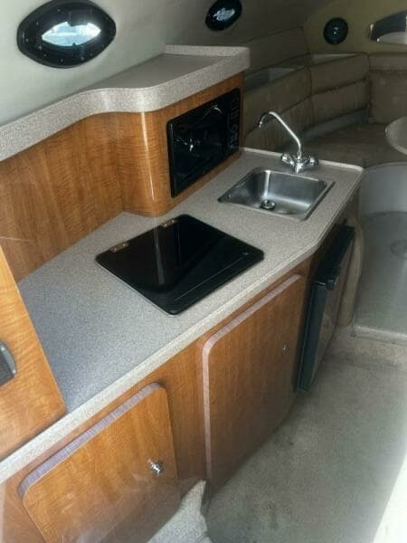 Galley W Stove
