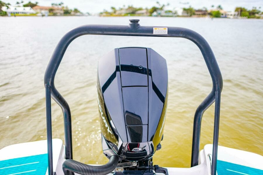 2022 Axopar 22 Spyder X Jobe Revolve