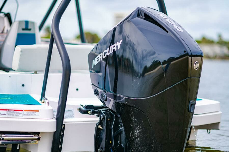 2022 Axopar 22 Spyder X Jobe Revolve