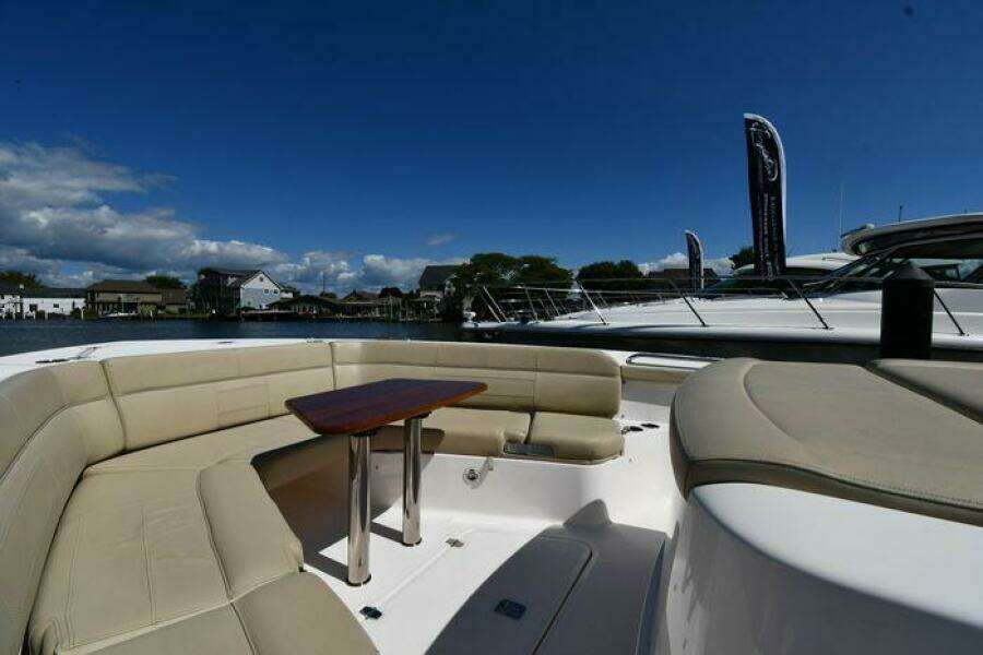 2019 Pursuit S 408 Sport