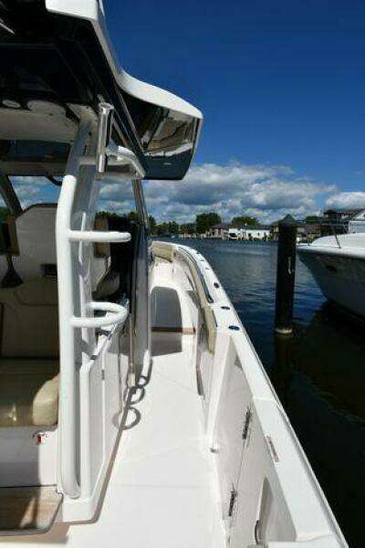 2019 Pursuit S 408 Sport