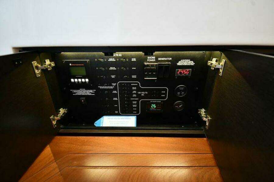 2019 Pursuit S 408 Sport