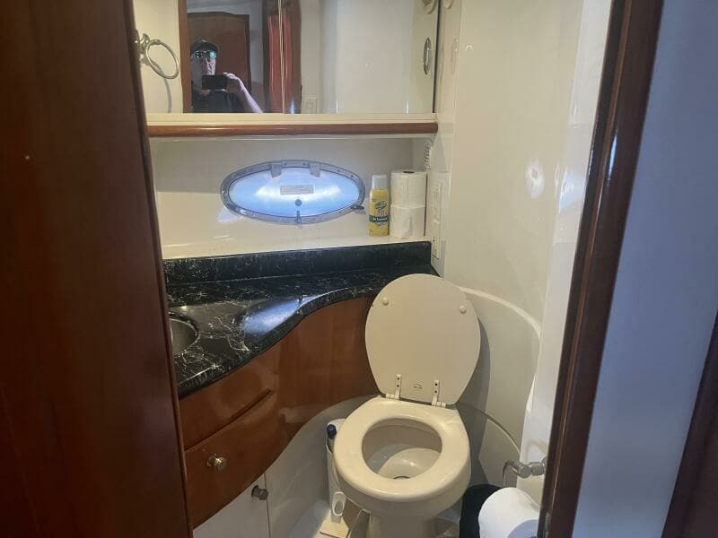 2001 Carver 396 Motor Yacht