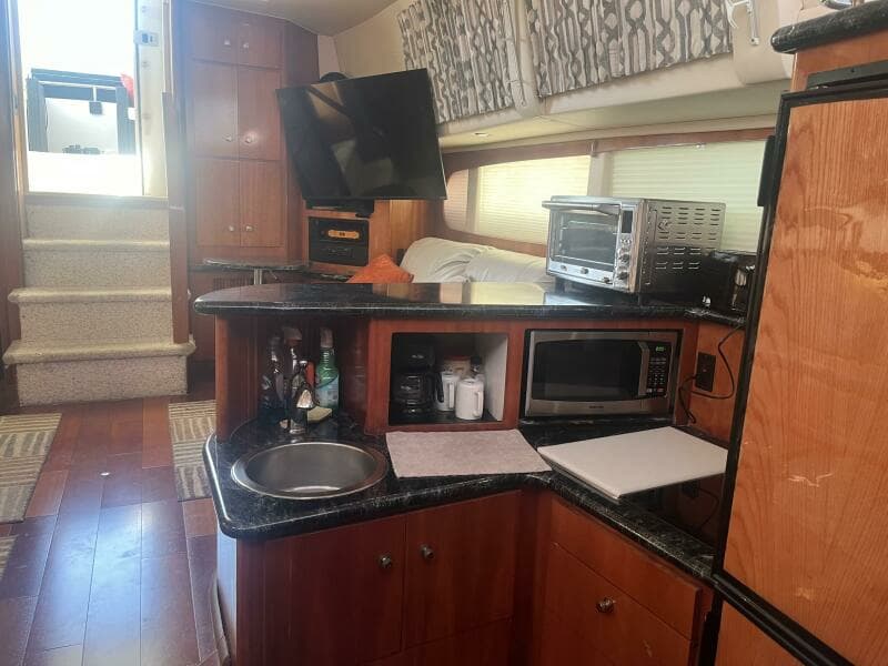 2001 Carver 396 Motor Yacht