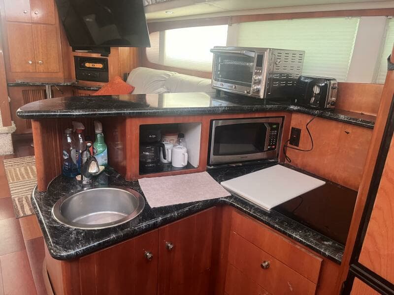 2001 Carver 396 Motor Yacht