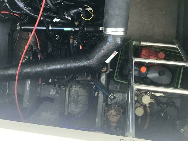 1997 Sea Ray 370 Express