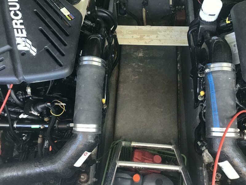 1997 Sea Ray 370 Express