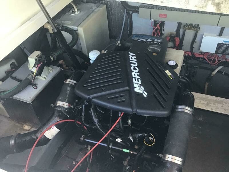 1997 Sea Ray 370 Express