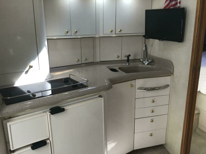 1997 Sea Ray 370 Express